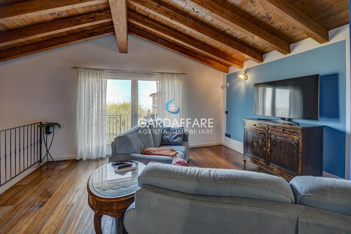 Property on the lake Garda